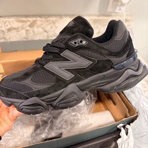 New Balance Dark Gray Sneakers